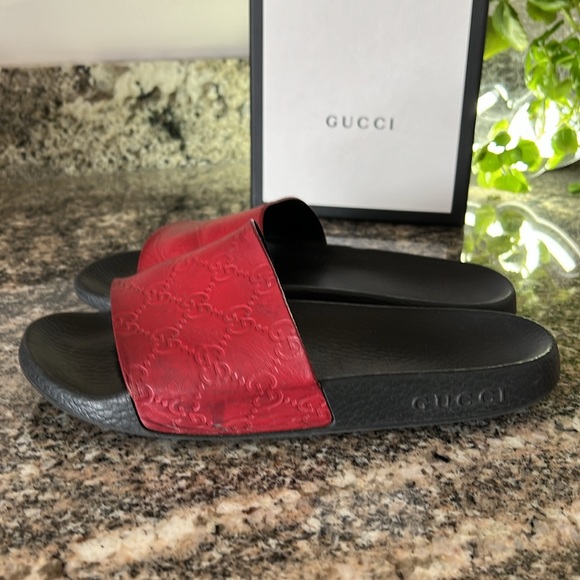 Gucci Guccissima Red Slides - Picture 4 of 7